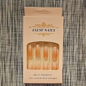 5/$25 Press-On Long Nails - Ombre Peach